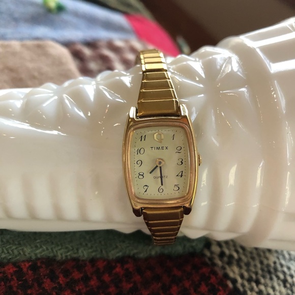 Vintage Ladies Timex Watch (N Cell & K Cell) Gold Tone - Picture 1 of 11